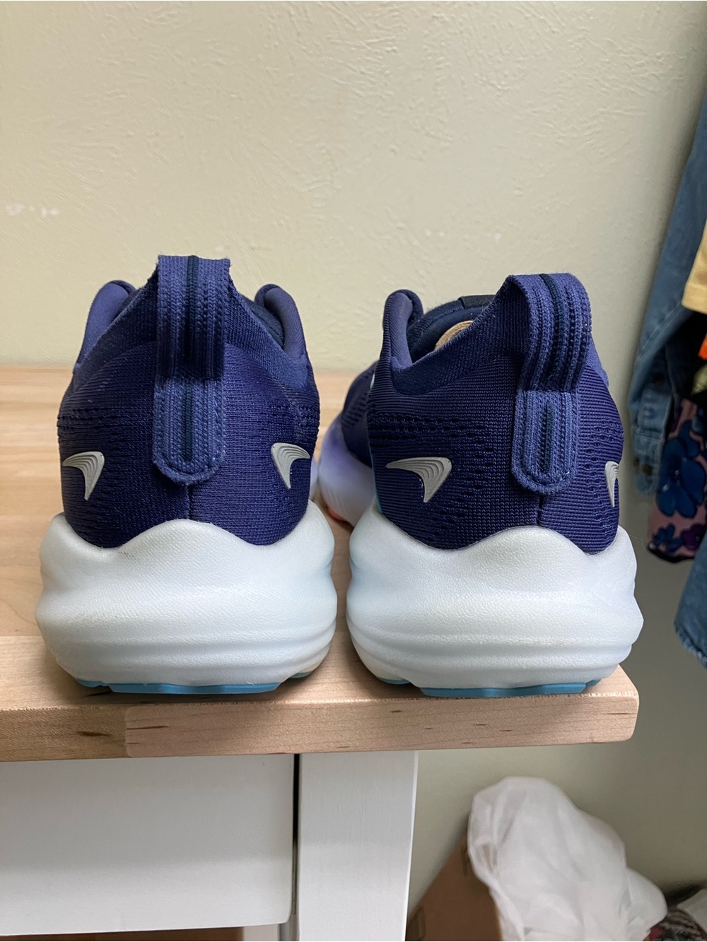 Brooks Women's Glycerine 22 - Picture 3 of 15